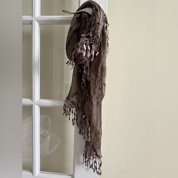 >20 Fashion Scarves as a set. Coach, Colts, etc - Picture 9 of 10